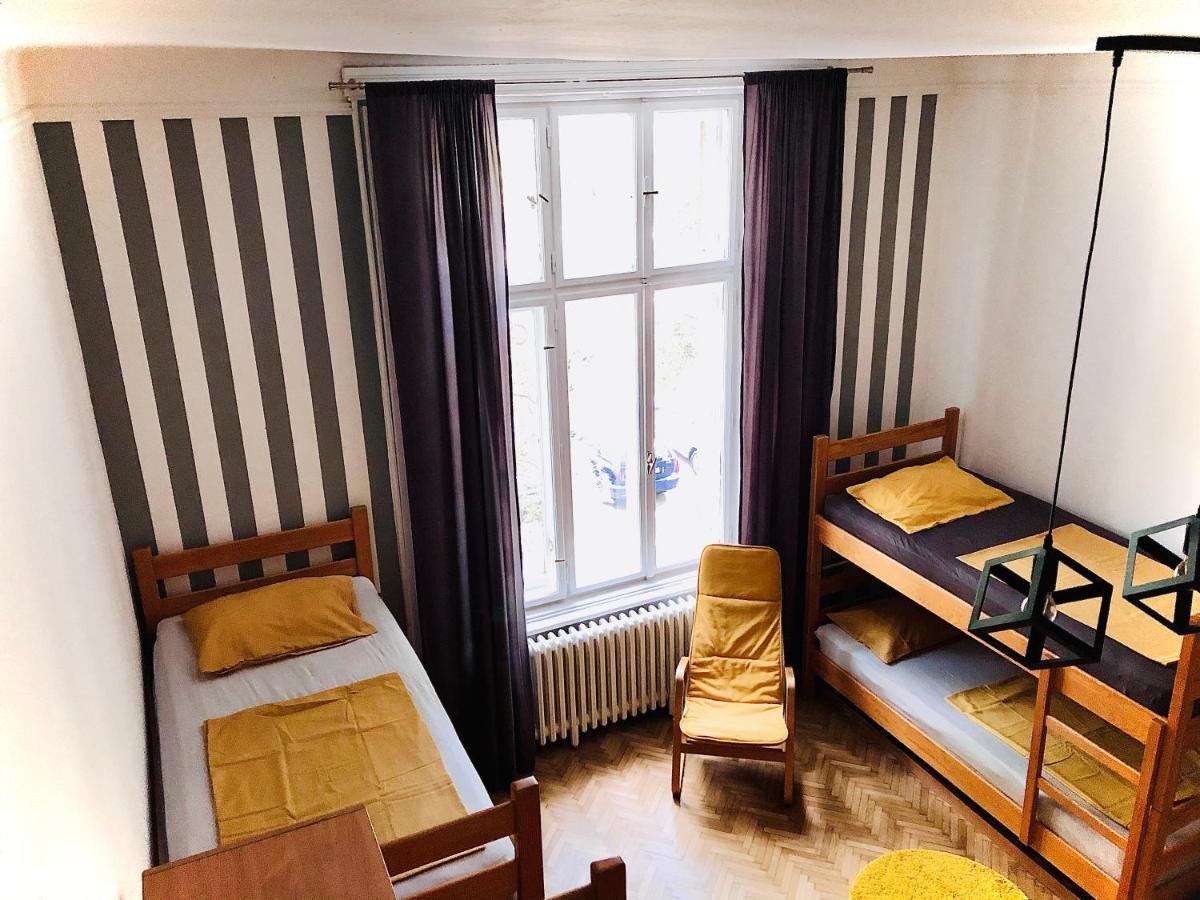 Hostel Sova Novi Sad Bagian luar foto