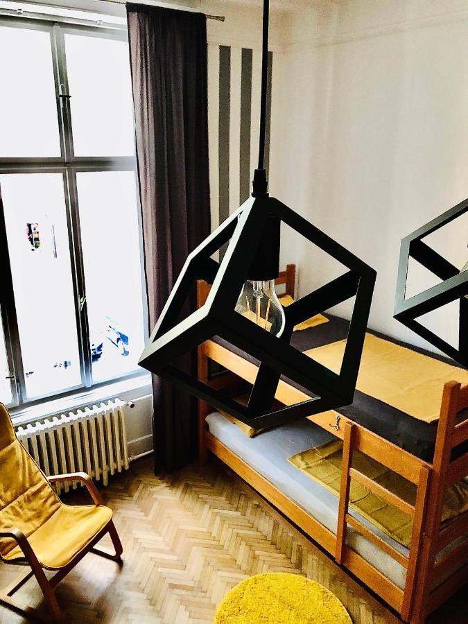 Hostel Sova Novi Sad Bagian luar foto