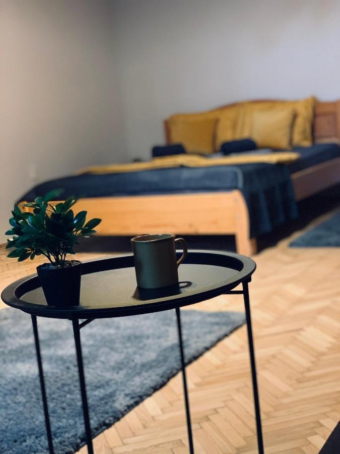 Hostel Sova Novi Sad Bagian luar foto